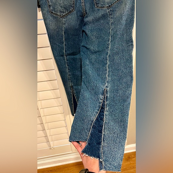 NWT Blank NYC Cinderella Story Blue Denim Distressed Hem Straight Leg Jean SZ 31 - Picture 5 of 15